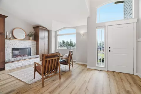 Entry Way - 14 E Lindsey Ln, Spokane, WA 99208 photo 1 of 2