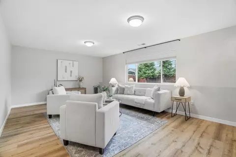 Living - 14 E Lindsey Ln, Spokane, WA 99208 photo 1 of 4