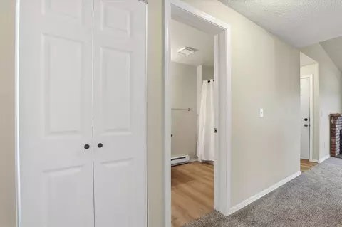 Entry Way - 304 E Weile Ave # 3, Spokane, WA 99208 photo 1 of 2