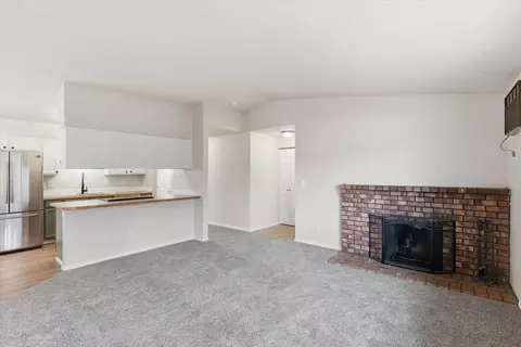 Living - 304 E Weile Ave # 3, Spokane, WA 99208 photo 5 of 5