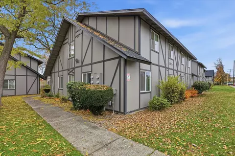 Exterior - 304 E Weile Ave # 3, Spokane, WA 99208 photo 2 of 9