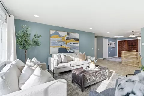 Living - 13404 E 24th Ave, Spokane Valley, WA 99216 photo 1 of 2