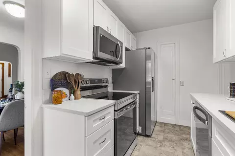 Kitchen - 106 E 29th Ave, Spokane, WA 99203 photo 2 of 3