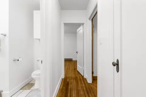 Entry Way - 106 E 29th Ave, Spokane, WA 99203 photo 2 of 2