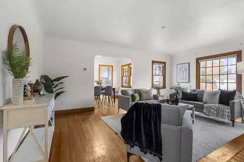 Living - 106 E 29th Ave, Spokane, WA 99203 photo 1 of 4