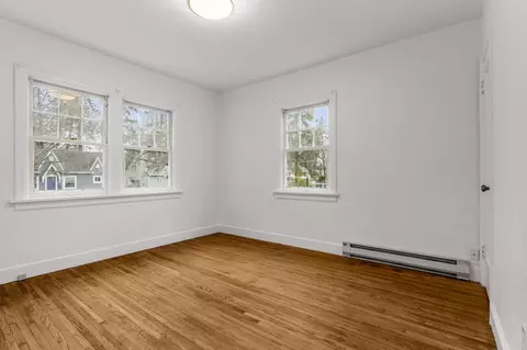 Bedroom - 106 E 29th Ave, Spokane, WA 99203 photo 3 of 4