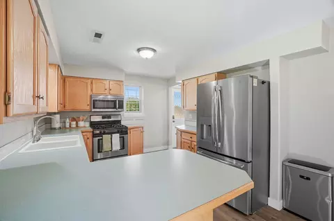 Kitchen - 13704 E 16th Ave, Spokane Valley, WA 99216 photo 1 of 5