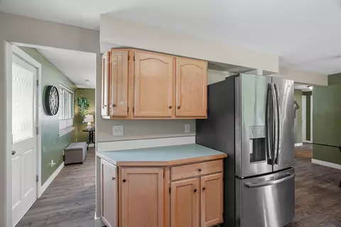Kitchen - 13704 E 16th Ave, Spokane Valley, WA 99216 photo 5 of 5
