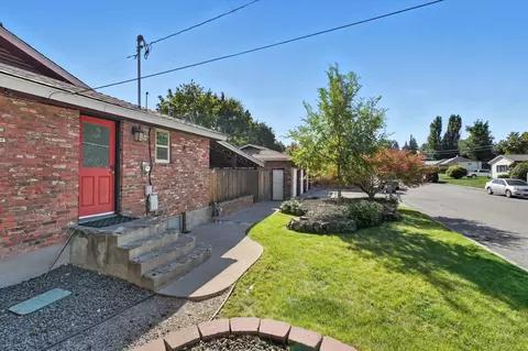 Exterior - 13704 E 16th Ave, Spokane Valley, WA 99216 photo 10 of 11