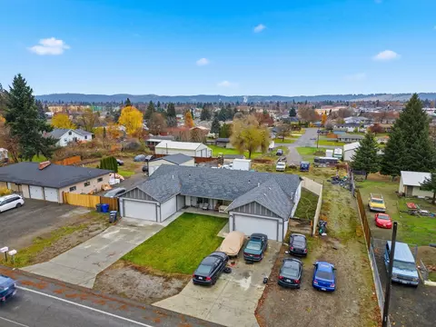 1041310415 E 8th Ave, Spokane Valley, WA 99206