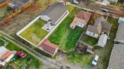 View/Area - 1911 E 6th Ave, Spokane, WA 99202 photo 2 of 11