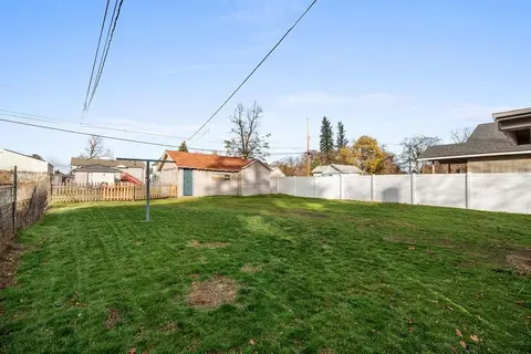 Exterior - 1911 E 6th Ave, Spokane, WA 99202 photo 9 of 12