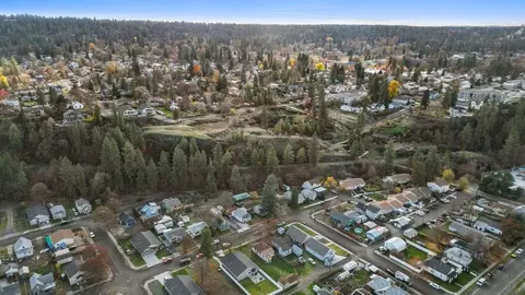 View/Area - 1911 E 6th Ave, Spokane, WA 99202 photo 7 of 11