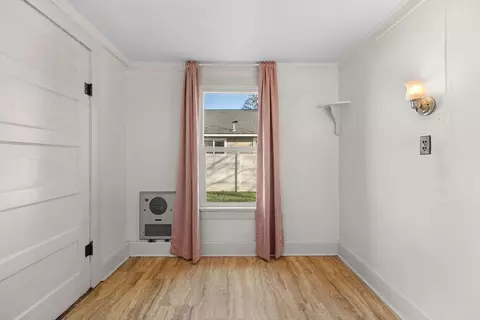 Bedroom - 1911 E 6th Ave, Spokane, WA 99202 photo 5 of 5