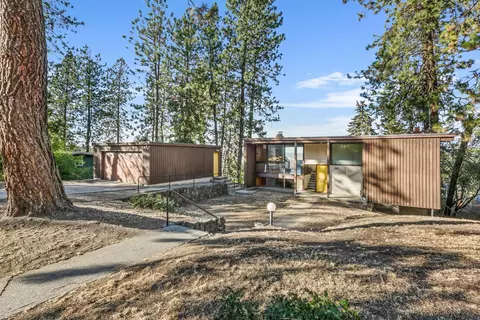3717 E 17th Ave, Spokane, WA 99223