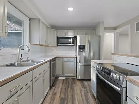 405 W Lyons Ave, Spokane, WA 99208 photo 9