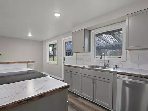 405 W Lyons Ave, Spokane, WA 99208 photo 11