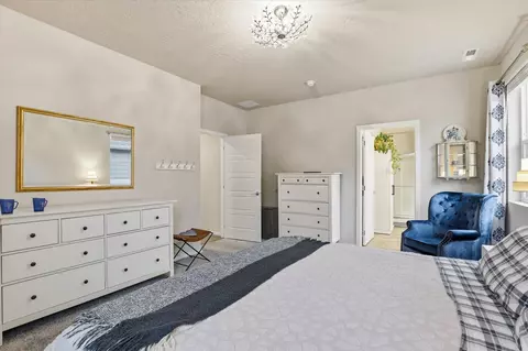 Bedroom - 1129 E Gallium Ln, Colbert, WA 99005 photo 2 of 5