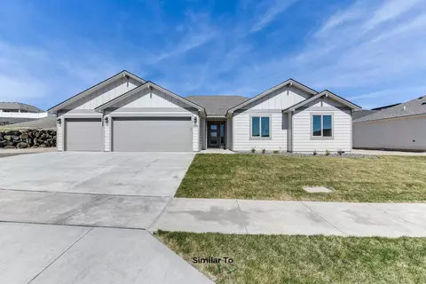 27 W 13th St, Deer Park, WA 99006