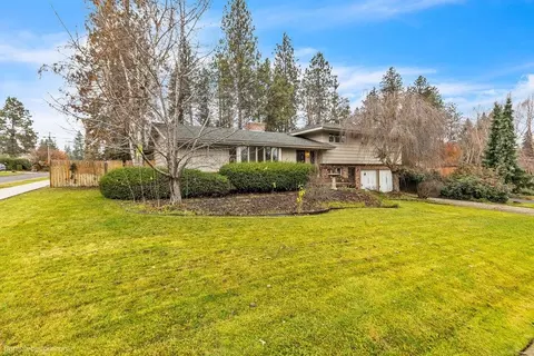 Exterior - 2128 E 35th Ave, Spokane, WA 99203 photo 2 of 6