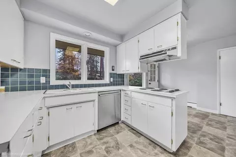Kitchen - 2128 E 35th Ave, Spokane, WA 99203 photo 1 of 3