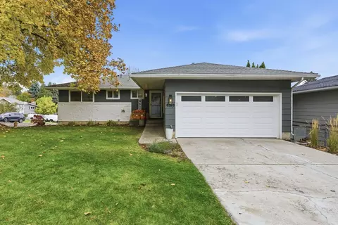 8328 N Carolina Way, Spokane, WA 99208