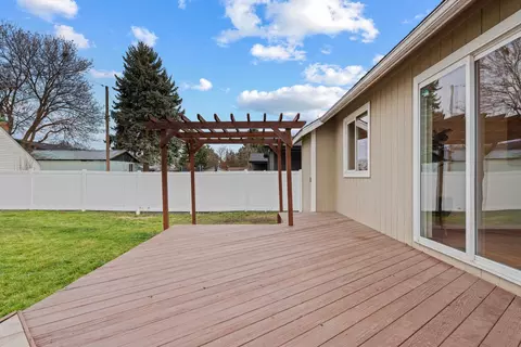 3827 E 27th Ave, Spokane, WA 99223 photo 20
