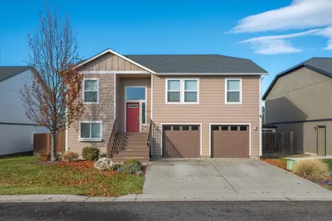 7905 N Ash Ln, Spokane, WA 99208