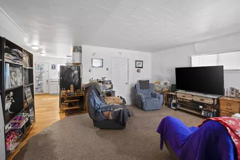 Living - 420 E Sanson Ave, Spokane, WA 99207 photo 6 of 6