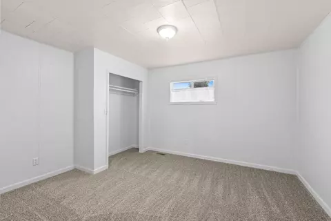 Bedroom - 420 E Sanson Ave, Spokane, WA 99207 photo 3 of 5