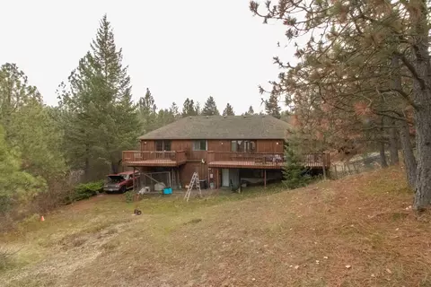 Exterior - 12816 E Apache Pass Rd, Spokane, WA 99206 photo 9 of 13