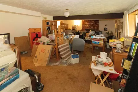 Living - 12816 E Apache Pass Rd, Spokane, WA 99206 photo 3 of 4