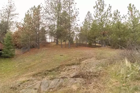 Exterior - 12816 E Apache Pass Rd, Spokane, WA 99206 photo 6 of 13