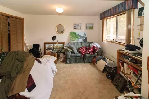 Bedroom - 12816 E Apache Pass Rd, Spokane, WA 99206 photo 2 of 5