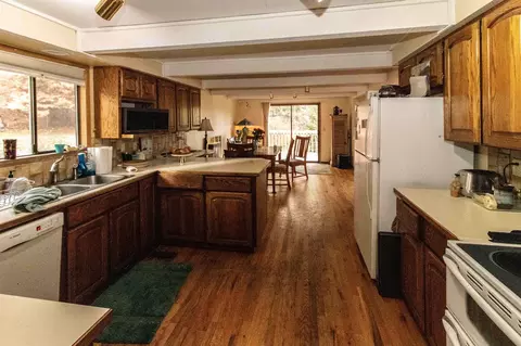 Kitchen - 12816 E Apache Pass Rd, Spokane, WA 99206 photo 1 of 1
