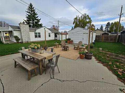 Exterior - 1024 E Queen Ave, Spokane, WA 99207 photo 1 of 3