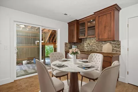 Dining - 8024 Elde Dr, Spokane, WA 99212 photo 4 of 4