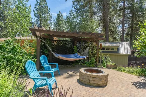Exterior - 8024 Elde Dr, Spokane, WA 99212 photo 8 of 11