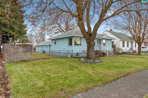 1748 N Altamont St, Spokane, WA 99207