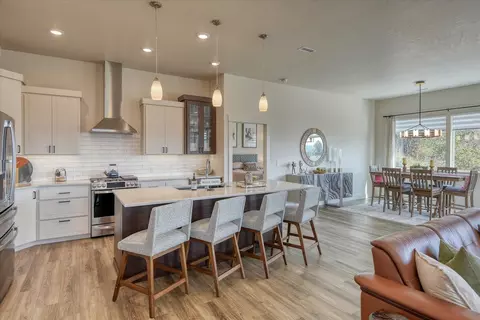 Kitchen - 13622 N Eagle View Ln, Spokane, WA 99208 photo 1 of 6