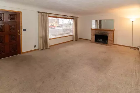 Living - 13119 E Main Ave, Spokane, WA 99216 photo 1 of 1