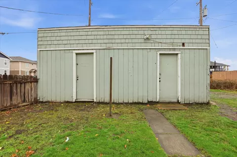 Exterior - 312 E Baldwin Ave, Spokane, WA 99207 photo 11 of 11