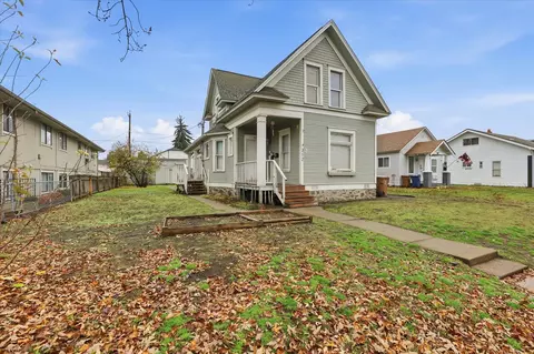 Exterior - 312 E Baldwin Ave, Spokane, WA 99207 photo 2 of 11