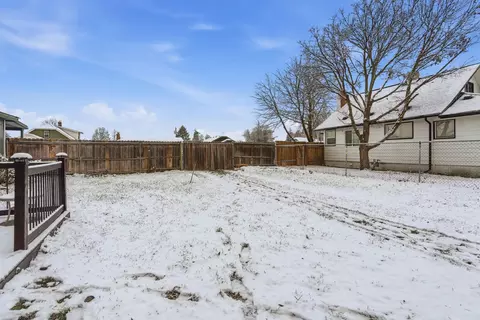 Exterior - 2008 E Nebraska Ave, Spokane, WA 99208 photo 3 of 3