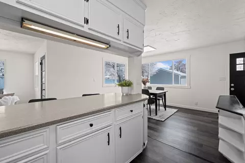 Kitchen - 5518 E Commerce Ave, Spokane, WA 99212 photo 3 of 3