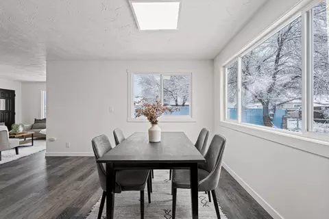 Dining - 5518 E Commerce Ave, Spokane, WA 99212 photo 5 of 5