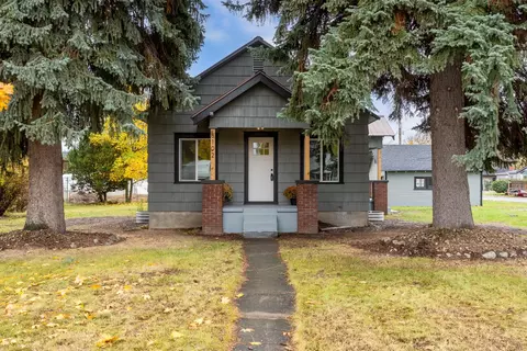 8102 E Valleyway Ave, Spokane Valley, WA 99212