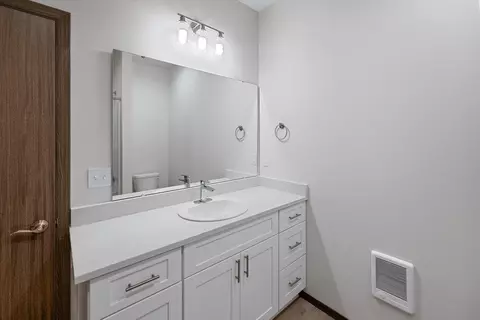 Bath - 1912 N Regal Rd, Spokane, WA 99207 photo 1 of 2