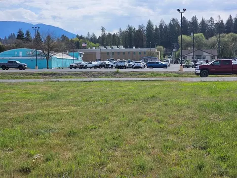 8 S Nn S Washington St, Colville, WA 99114
