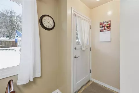 Entry Way - 4135 E Frederick Ave, Spokane, WA 99217 photo 1 of 1